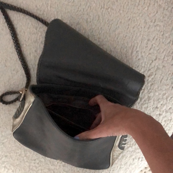 Military style mixed metal cross body bag - Picture 4 of 8